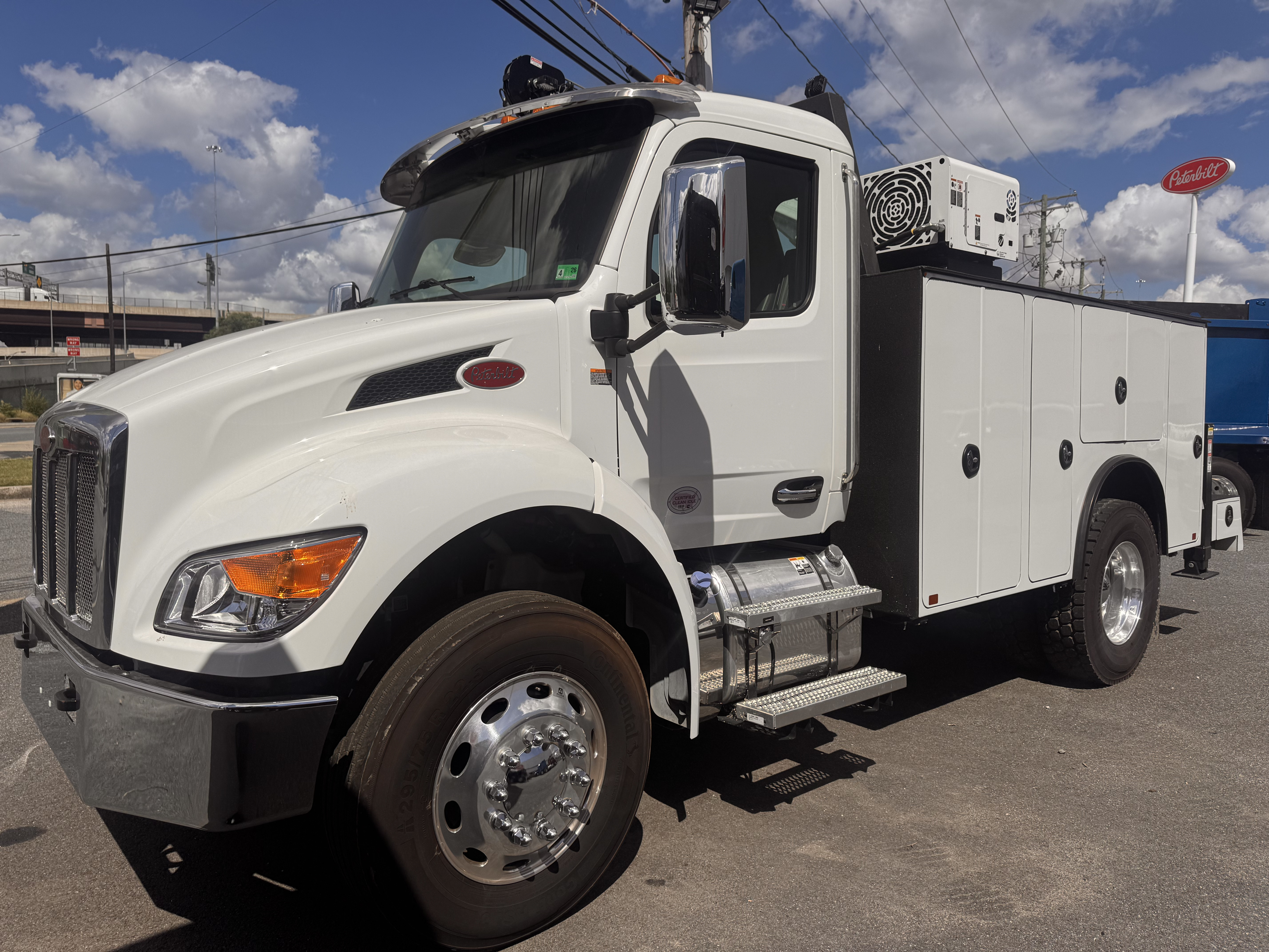 2025 Peterbilt 536