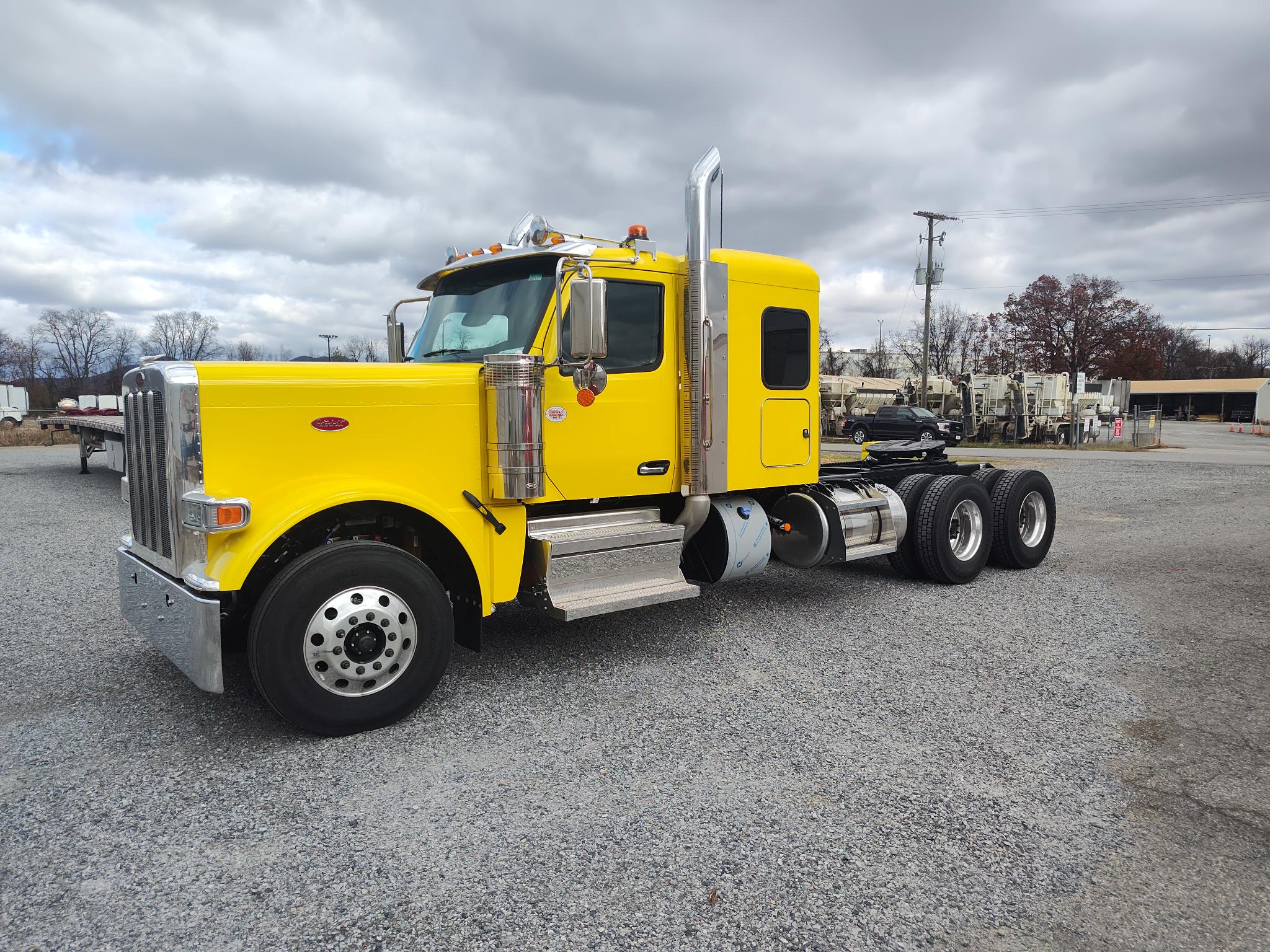 2026 Peterbilt 589