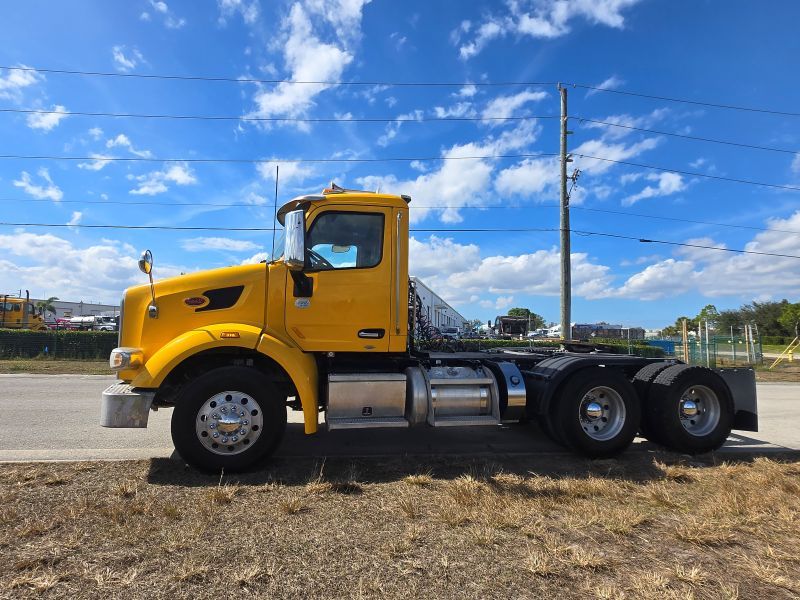 2020 Peterbilt 567