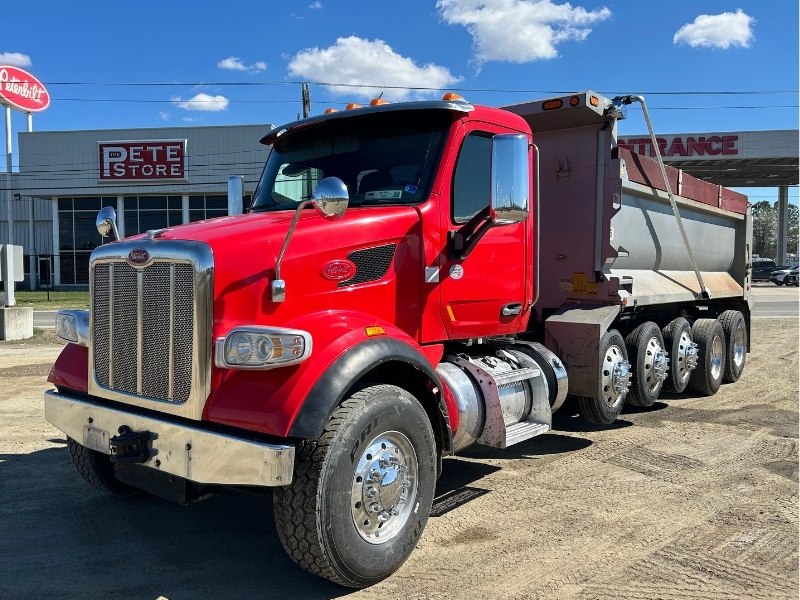 2020 Peterbilt 567
