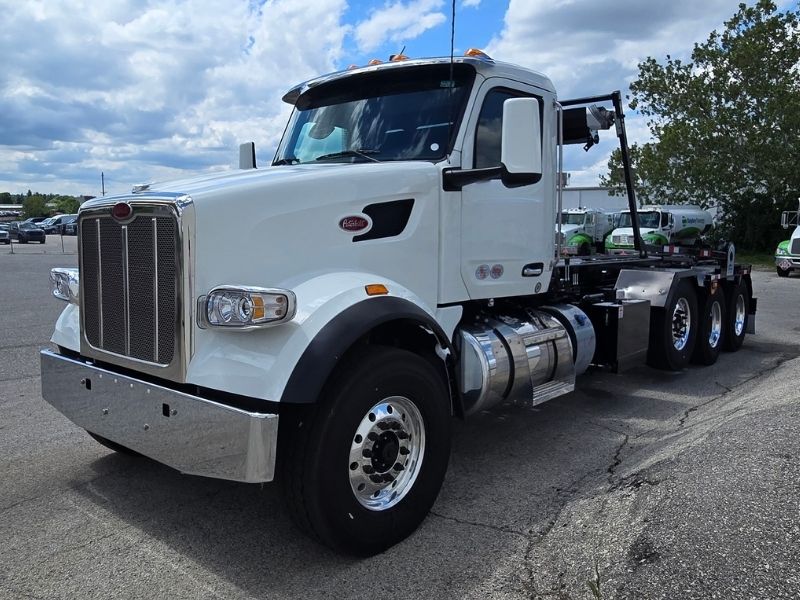 2027 Peterbilt 567