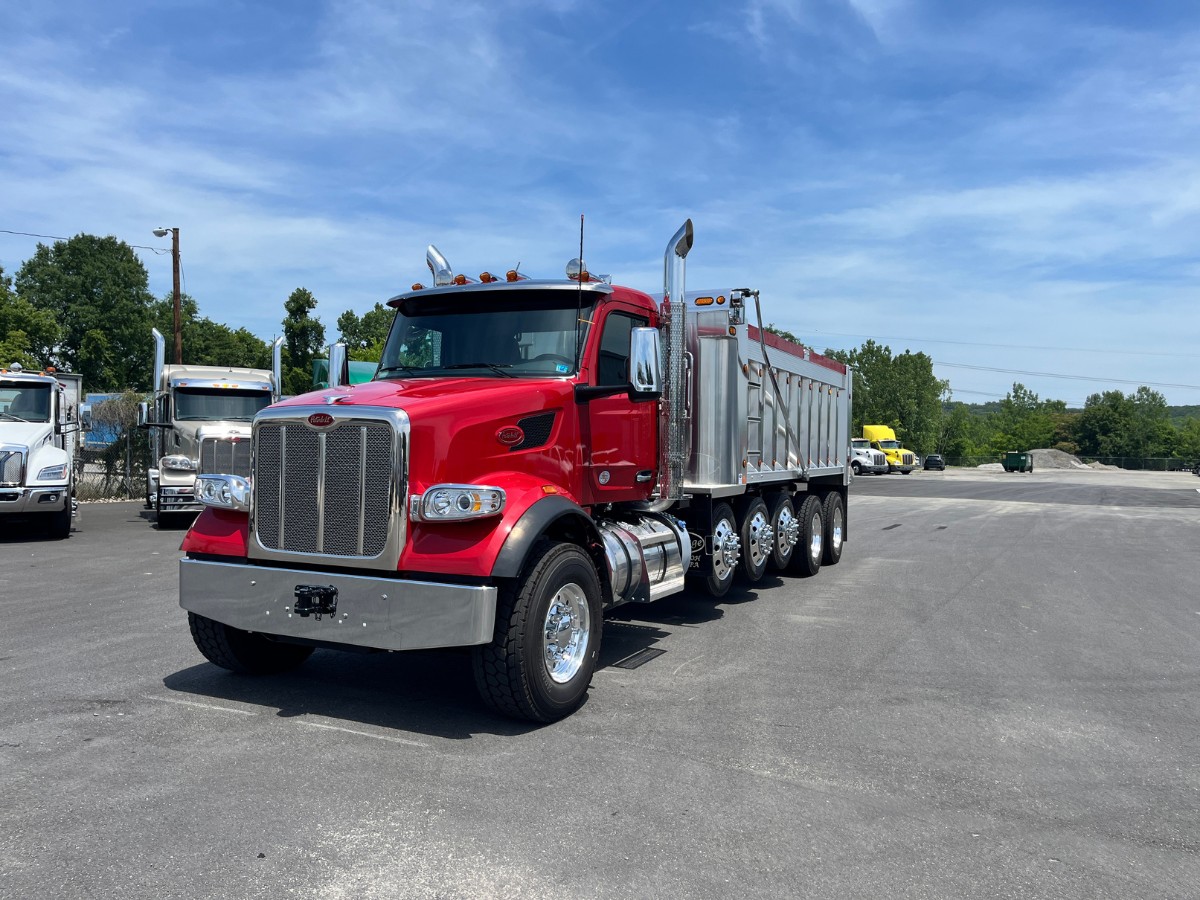 2027 Peterbilt 567
